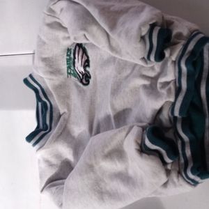 Eagles sweatshirt. Good condition. Size not marked but guessing 2t